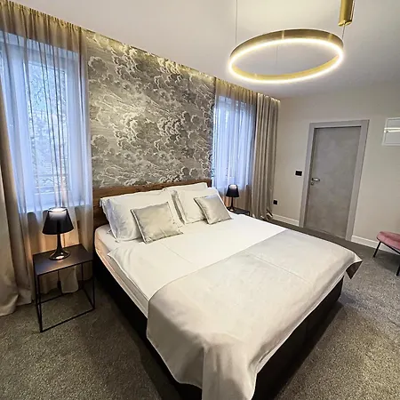 Calma Luxury לינה וארוחת בוקר ספליט