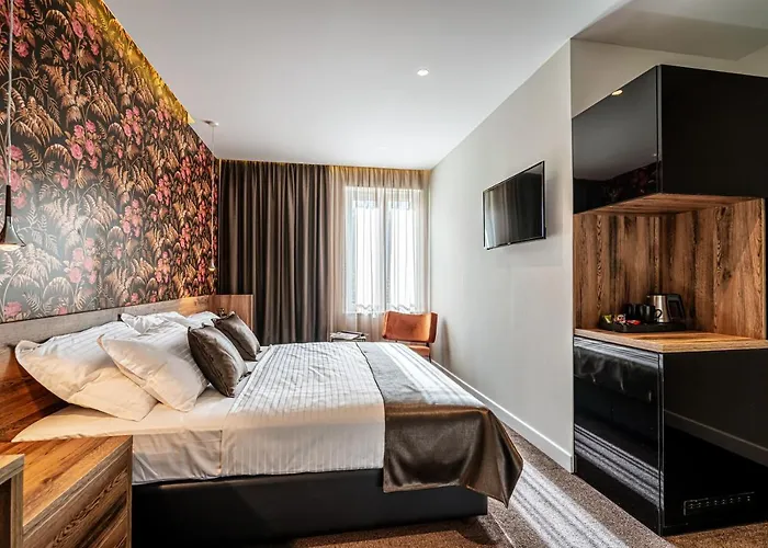 Calma Luxury 4*
