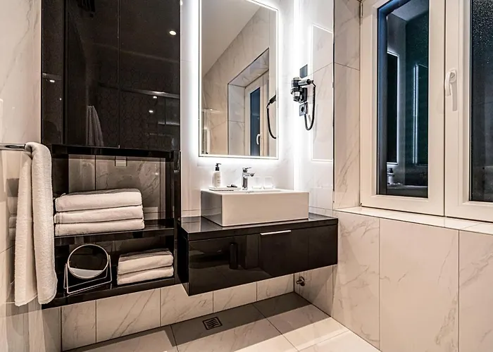 Calma Luxury 4*