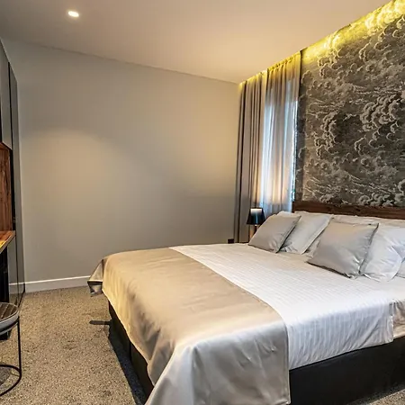 Calma Luxury B&B 스플리트