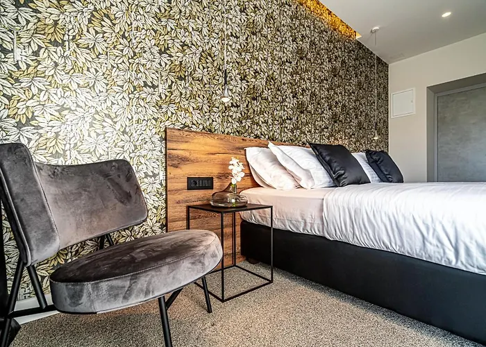 Calma Luxury 4*