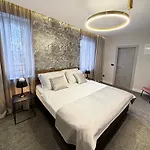 Calma Luxury Bed & Breakfast Split